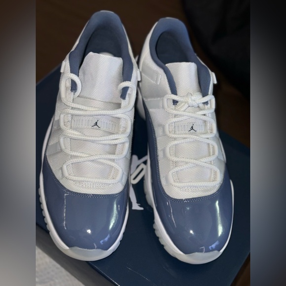 Jordan 11 low diffused blue - Picture 2 of 7